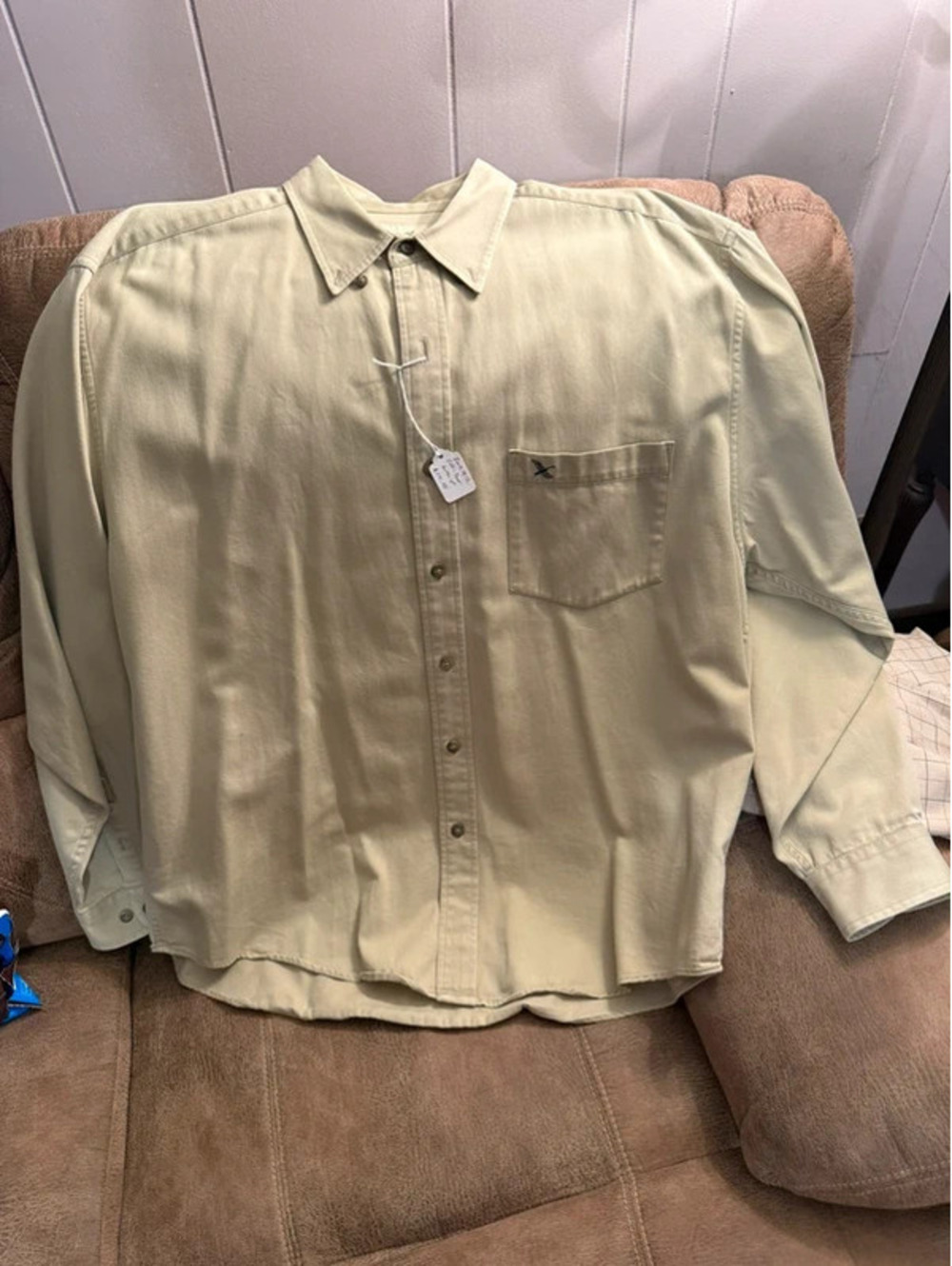 Men’s Large Eddie Bauer button up shirt